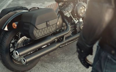 Bosas laterales LH para Harley Davidson